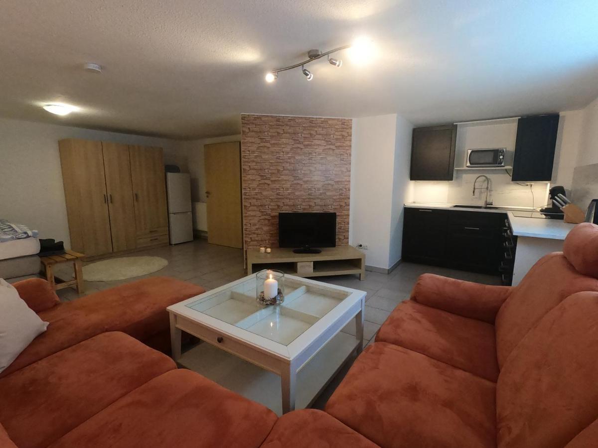 Ferienwohnung Am Teufelsloch Eckersdorf Exterior foto